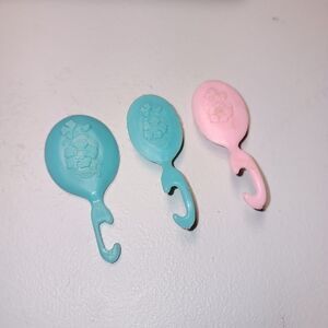 VTG Christie Beauty Secrets Barbie Doll Blue Pink Comb Brush Mirror 1979 70s Toy